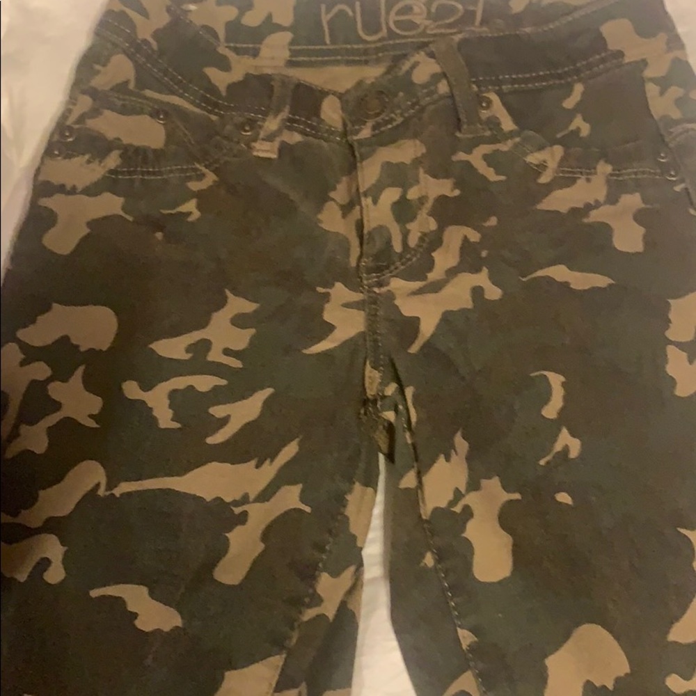 Camo pants
